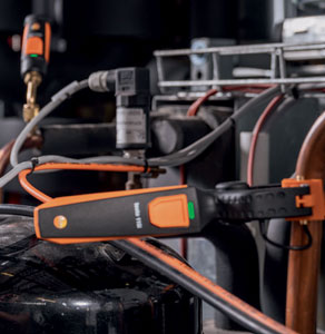 Les instruments 605, 115i et 549i de Testo ciblant la surchauffe des systèmes de climatisation
