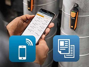 Testo Smart Probes app in use on a duct