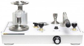 Fluke P3023-INH2O-P Gas Deadweight Tester, Dual VAC/Pressure-