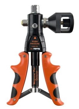 Magnum Pro MVP-600KT+ Pneumatic Calibration Hand Pump Kit with COLT F-15 fitting-