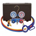 Mastercool 89660-PRO5 2-Way Aluminum Manifold Gauge Set with 3-in-1 side mount can tap valve and R134a coupler-
