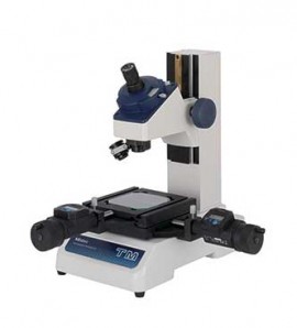 Mitutoyo 176-820-11A Digimatic Microscope with micrometer, 2 x 2&quot; (50.8 x 50.8 mm)-