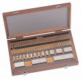 Mitutoyo 516-441-26 Metric Gauge Block Square Steel Set, 00 grade-