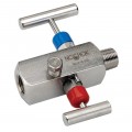 NOSHOK 2070 Block and Bleed Needle Valve, male-female, steel-