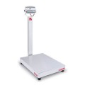 OHAUS D52XW125RTV3 Defender 5000 Balance de banc mont&amp;eacute;e sur colonne, 113 kg, plateforme 80 x 60 cm-