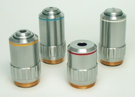 VEE GEE 1400-004XBAO Objectif de microscope achromatique 4x (DIN)/0.10 N.A.-